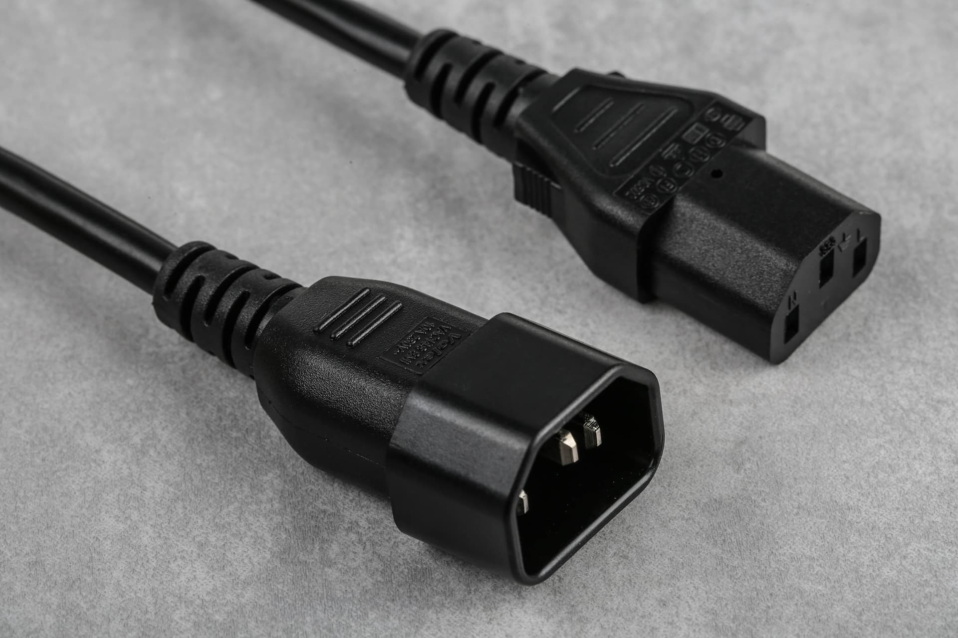 Power cord C13 to C14 C13-14 5m power cable